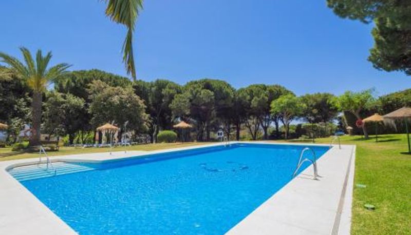 Apartment - Cubo's Estudio Cabopino Port & Parking