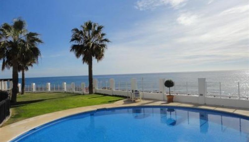 Apartment - Seaview Puerta del Mar first line beach
