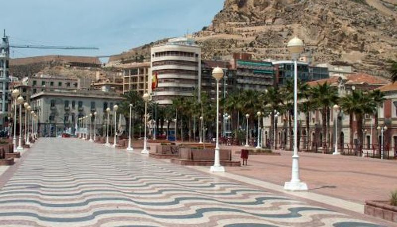 Appartement - Apartament Piramide Complex Alicante Beach
