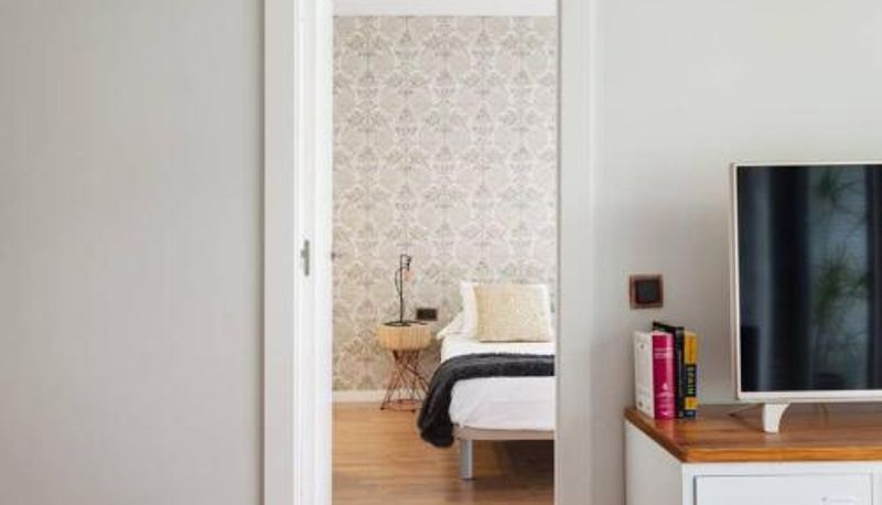 Habitación estándar - Art House Renoir Plaza Universitat Sant Antoni