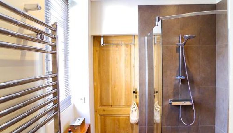 Camera standard - Turenne - Appartement cosy 1 chambre proche du Jardin Public