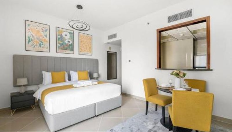 Info - StoneTree - NEW Furnished Studio in JLT