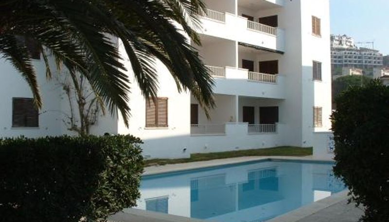 Piscina - Cala Montgo 33