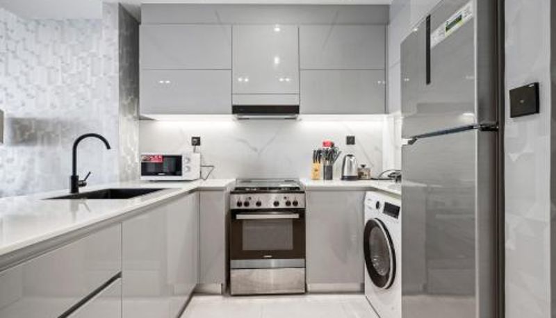 Kuchnia - ALH Vacay - Fascinating 1 Bedroom in Binghatti Canal
