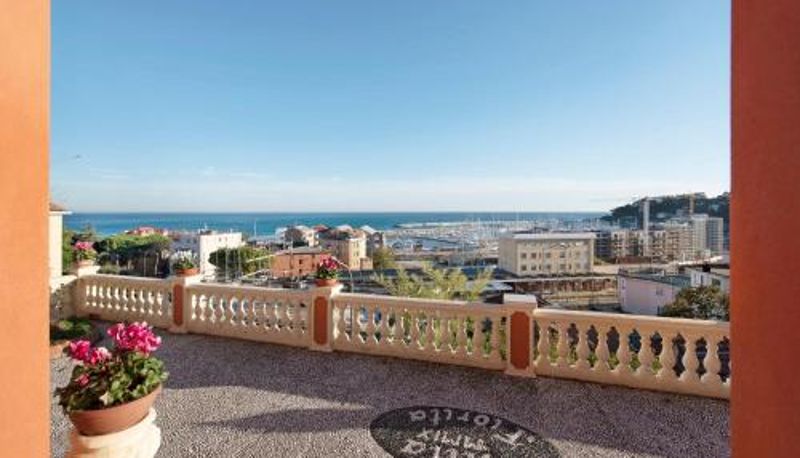 Appartement - Trilocale in villa vista mare Apt 2