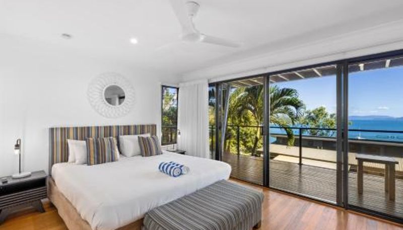 Apartment - Shorelines Apartments on Hamilton Island by HIHA