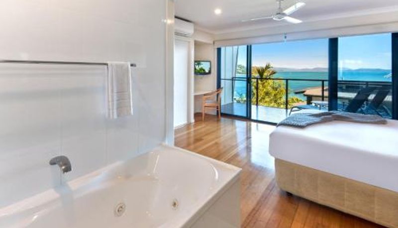 Apartment - Shorelines Apartments on Hamilton Island by HIHA
