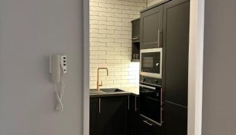 Camera standard - Glasgow West End Tenement Apartment