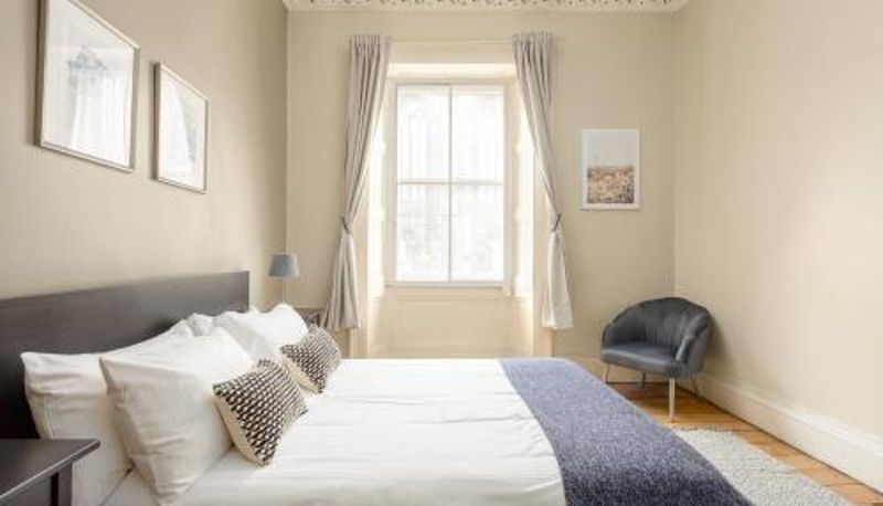 Apartament - 2 Bed Old Town Apartment - Next To Castle