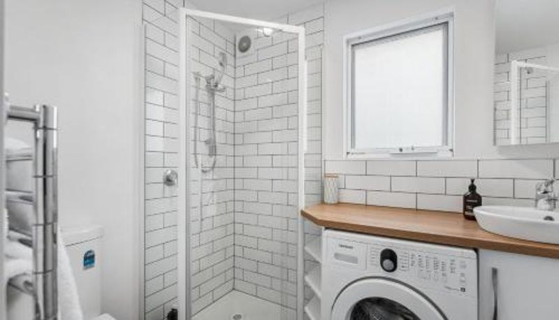 Info - Cosy Cottesloe - 2 Bedroom Unit - Free Parking - Free WIFI