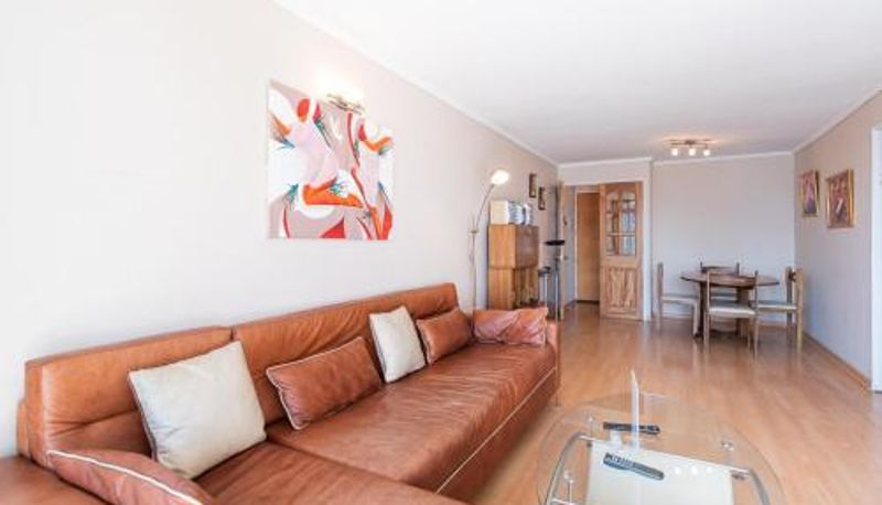 Standardzimmer - TV  Wifi  Metro Uptown Ethnic - 2BR