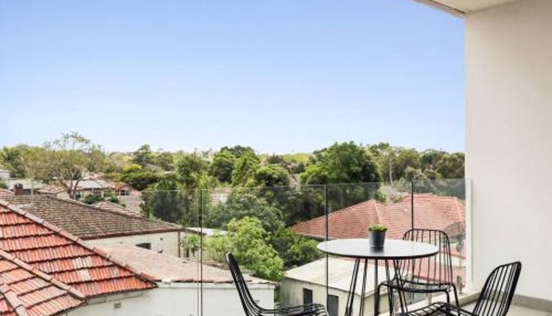 Apartment - Modern 2BD in Trendy Inner West