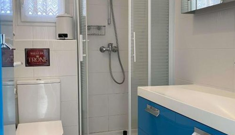 Standart oda - 2 Étoiles  Wifi  Parking  Proche Thermes Appartement T2 Lumineux à Balaruc-les-Bains