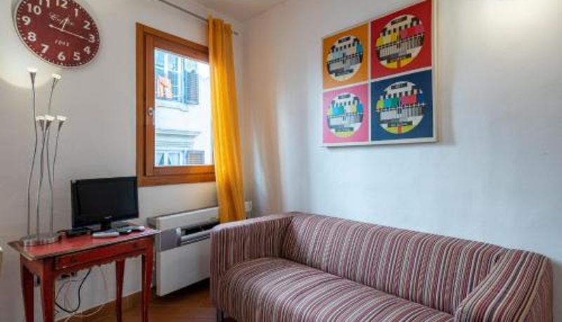 Appartamento - GuestHost - SantAmbrogio Colorful Apartment