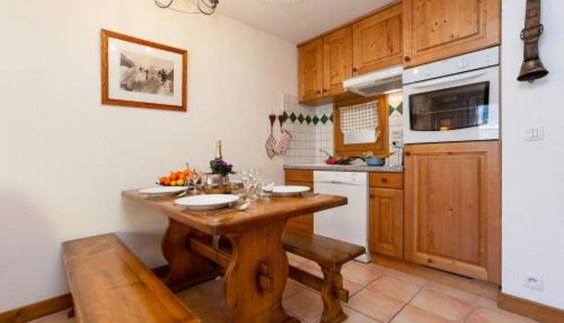 Apartment - Apt Capucins22 Mont Blanc View 1BR w/ Balcony Garage - Happy Rentals