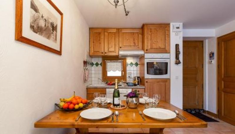 Apartment - Apt Capucins22 Mont Blanc View 1BR w/ Balcony Garage - Happy Rentals