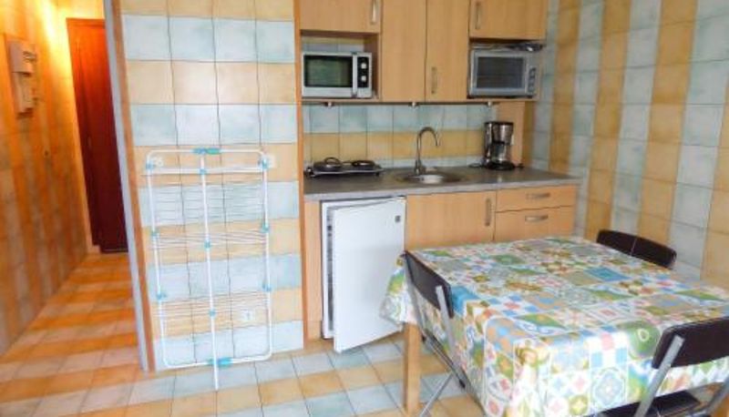 Cucina - Studio charmant dans Brioude - 25 m² avec terrasse et parking