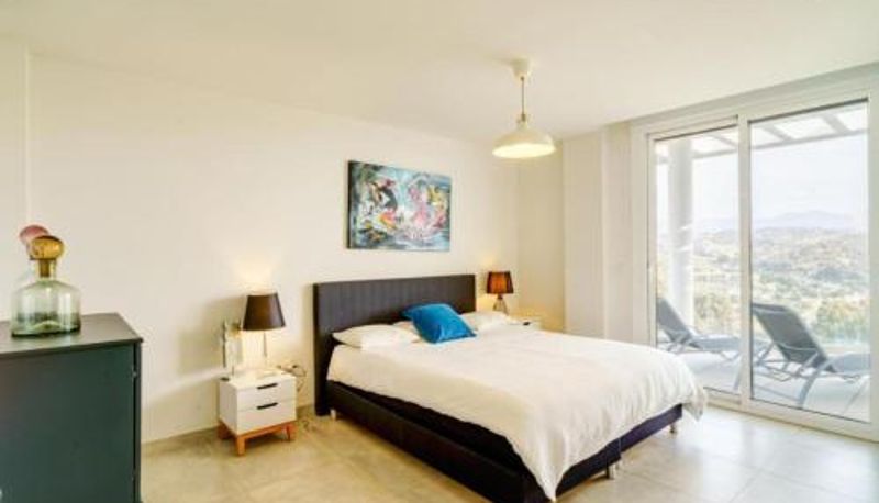 Informacje - 2 Bath Getaway Stunning 2 Bed