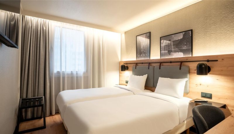Kamer - Campanile PRIME - Suresnes - La Défense
