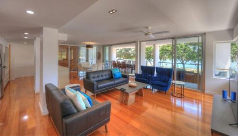 Camera standard - Maggies Beachfront Apartment 10