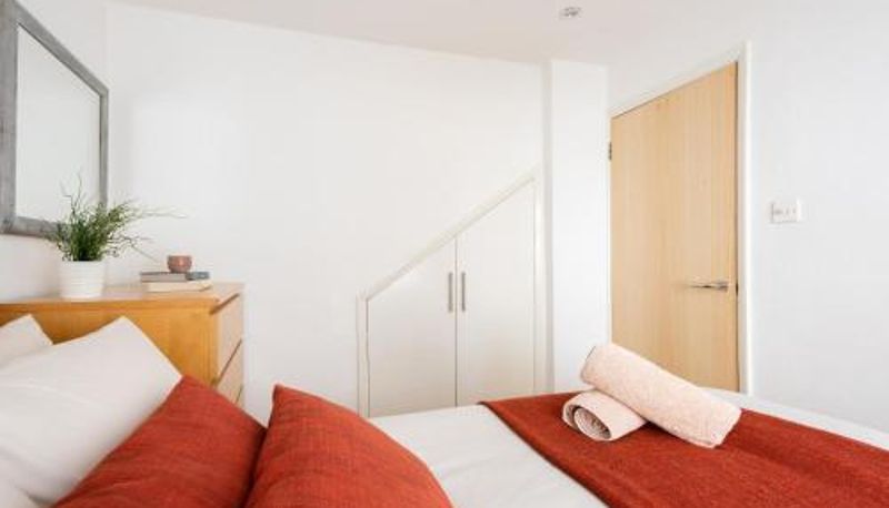 Apartament - Classic Two-Bedroom Apartment Pimlico