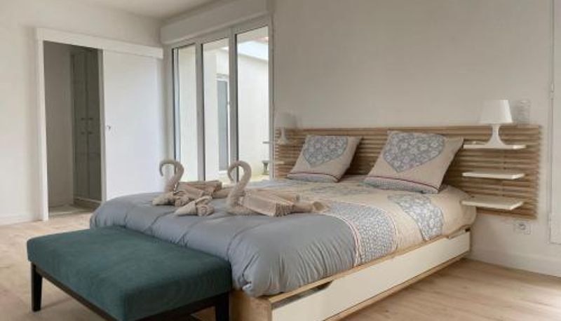 Standart oda - Spacious apartment of 120 m in Gujan-Mestras