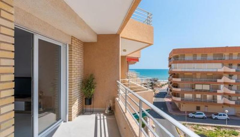 Info - Playa Roqueta Guardamar Del Segura by Villas&You