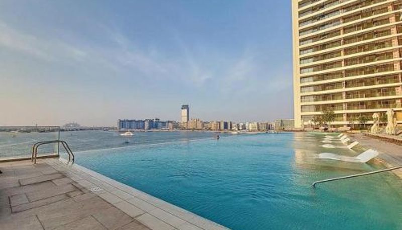 Appartamento - Serene One Bedroom Beach Front