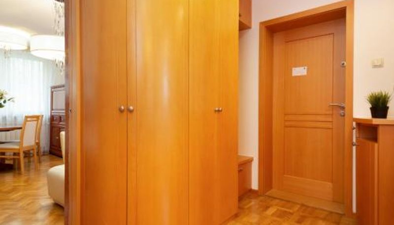 Apartament - Two-Bedroom Family Apartment Esperanto next to Klif by Noclegi Renters