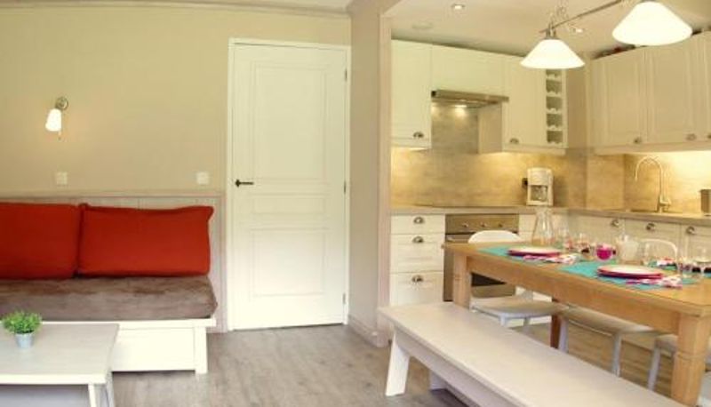 Standardzimmer - parking disponible  2 salles de bain  skis aux pieds Appartement cosy 3 pièces - 7 pers