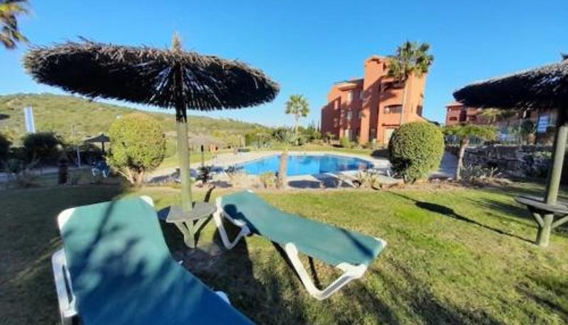 Appartamento - Apartamento de tres dormitorios muy espacioso con jardines y piscinas