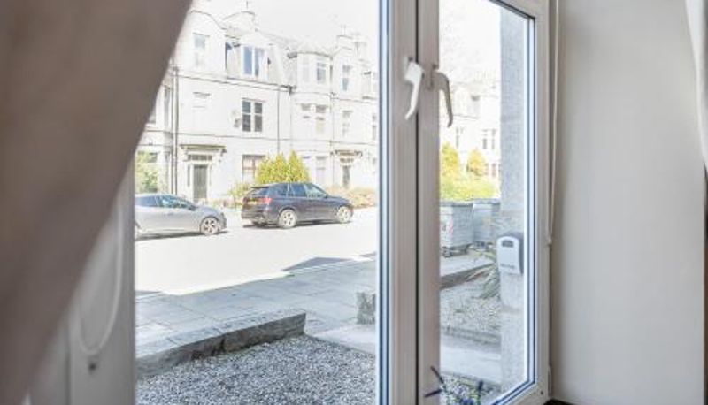 Appartement - West End Haven Easy Access GF by Summitg Apartment
