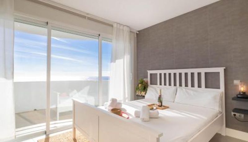 Apartment - Coronado Beach Marbesa - Happy Rentals