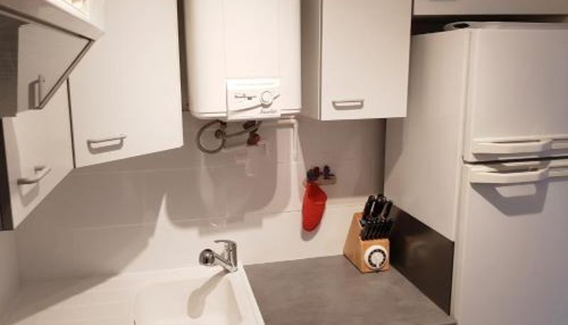 Cucina - Appartement lumineux à Agde avec vue sur la mer - 34 m²