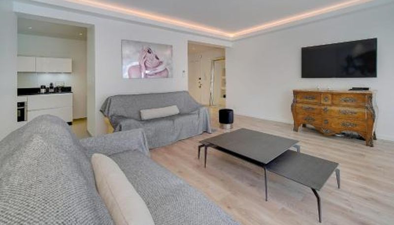 Pokój typu standard - REF 1425 - Cannes Center - Apartment for rent