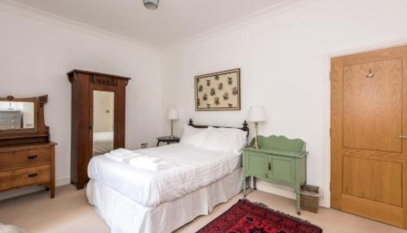 Apartment - Toast Stays - The Three Rosellas at The Grove