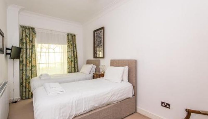 Appartement - Toast Stays - The Three Rosellas at The Grove