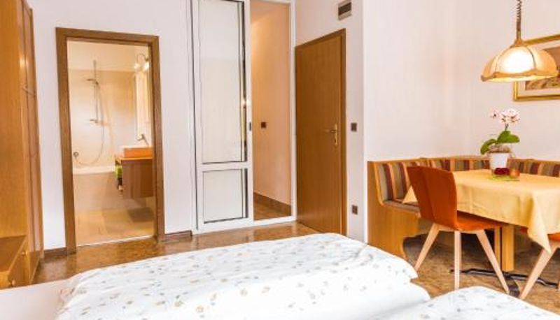 Apartment - Ferienwohnung Lanz 3