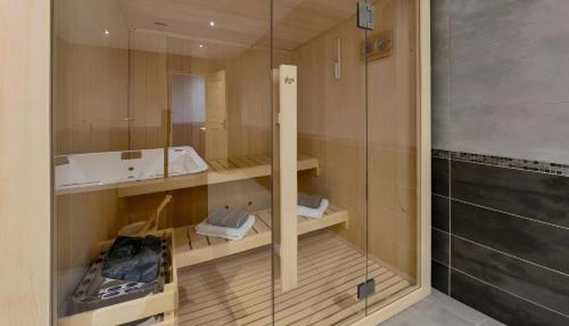 Daire - CASA-Grand Laus: Duplex familial sauna et jacuzzi