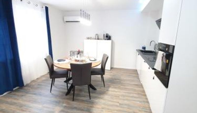 Apartament - La Bonbonnière by Leslodgespa