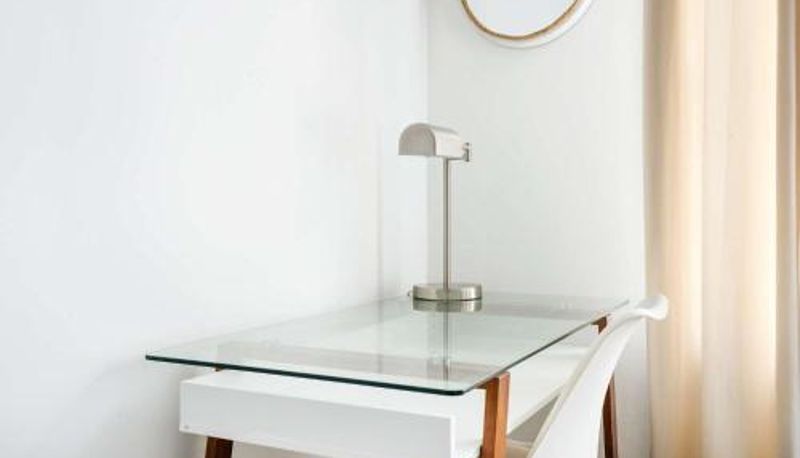 Standart oda - 428-2E Newly furnished 2BR Prime Midtown sleeps 5