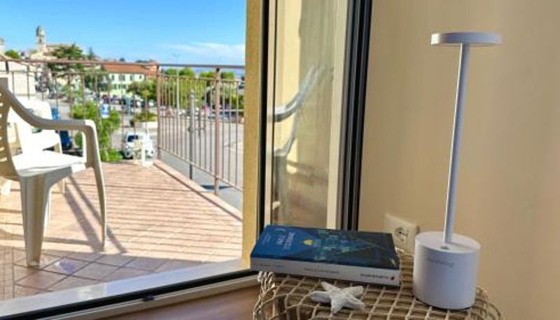 Habitación estándar - nuovo bilocale in centro con posto auto S340 - Sirolo