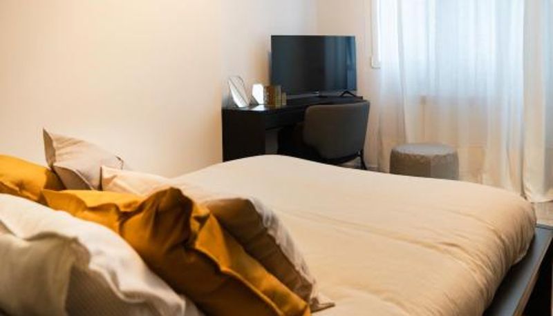 Zimmer - Zamora Suites Central