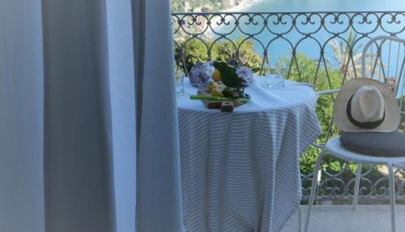 Apartament - My Place Your Place