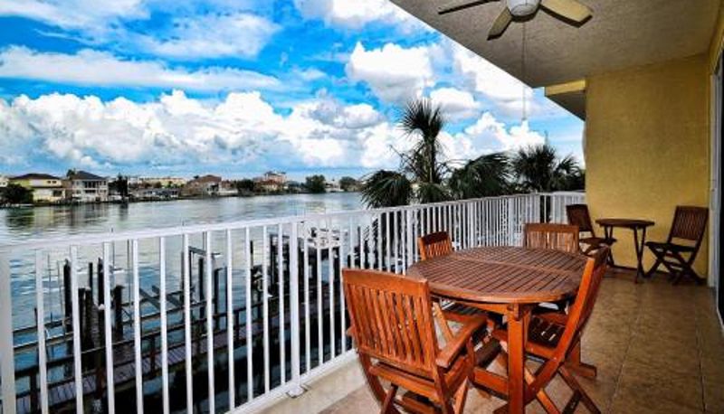 Info - Bay Harbor 202