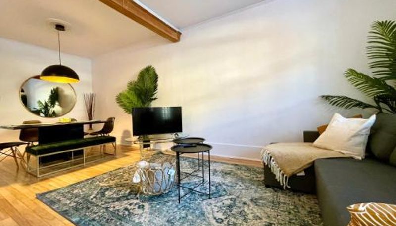 Apartment - Les logements PMTEEL - stationnements inclus