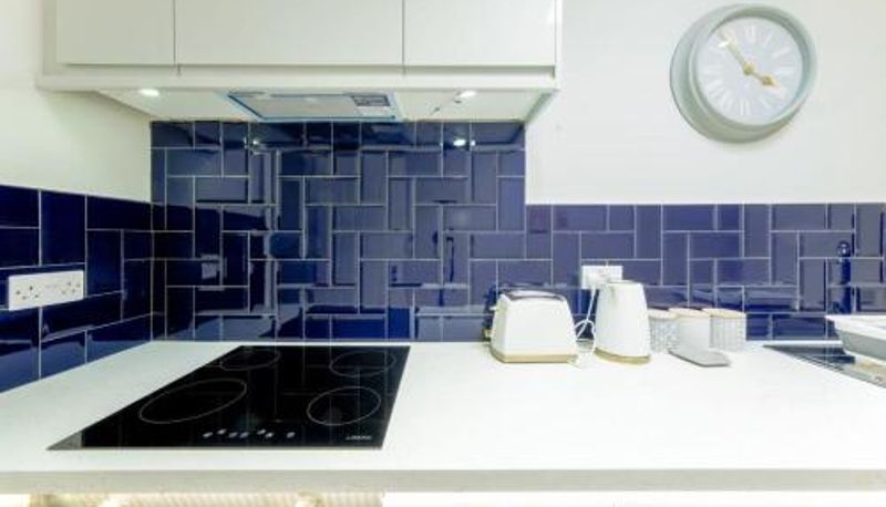 Camera standard - 526 Gloucester Flat 1 - Hopewell