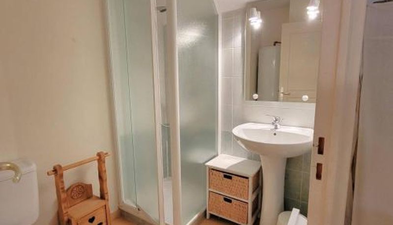 Standart oda - parking + options  animaux OK  Wi-Fi  proche pistes Duplex 8/9 pers avec terrasse Sud