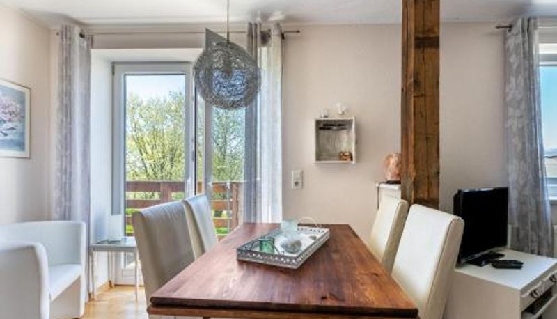Apartamento - Fewo Deichblick Haevn-Erholung
