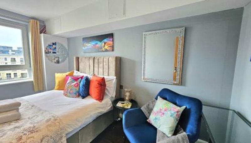 Daire - Beautiful 2 bed Apt  Sleeps 6 4 Separate Beds